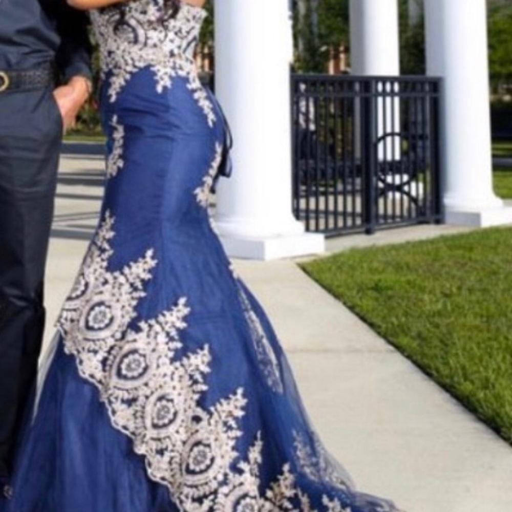 Prom dress